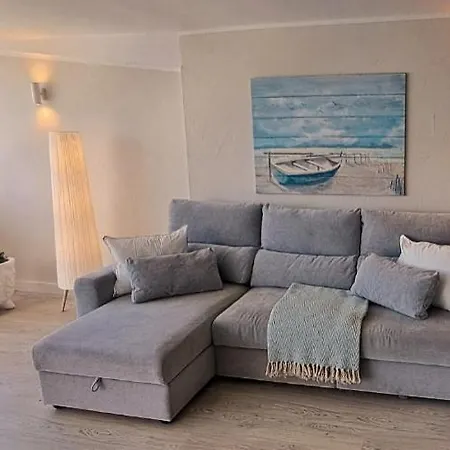 Apartment Cliffside With Panorama Ocean Views *