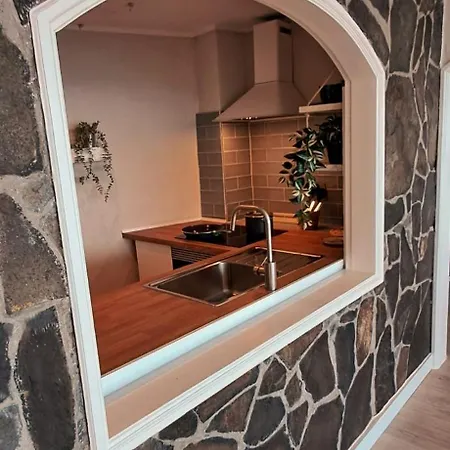 Cliffside With Panorama Ocean Views